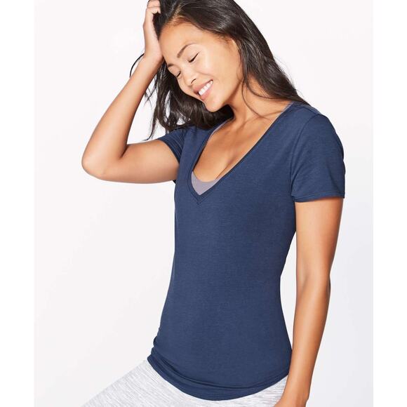 Lululemon Love Tee V Mineral Blue. Size 10 - Picture 1 of 4